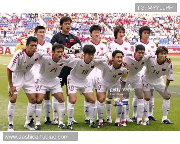 足球巨星与儿子激烈争执引发家庭风波 父子关系再度面临考验